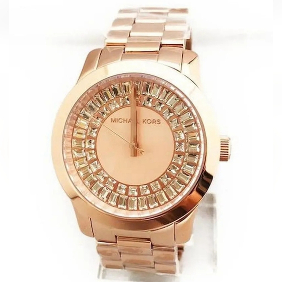Authentic MICHAEL KORS Runway Crystal Baguette Rose Gold Ladies Watch like new - Picture 1 of 12